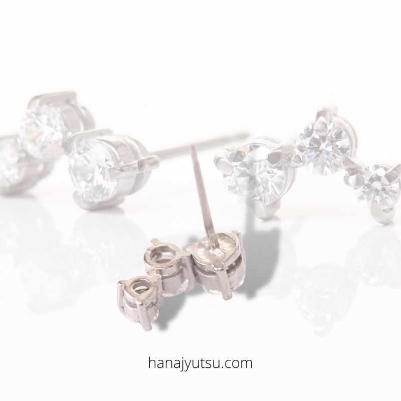 純チタンピアス 天然石 7月 ルビー φ3mm