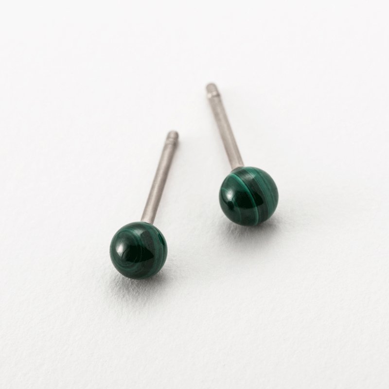 セカンドピアス 軸太 1.0mm 天然石 マラカイトグリーン φ4mm【コンビニ決済OK】オススメ 純チタン ロングポスト 11mm MEDICAL HANAJYUTSU