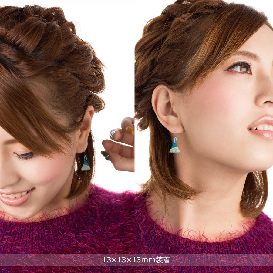 【オープン価格】【パラリンピックキャンペーン】和風ピアス 純チタン デルタ小 13mm 青24C 小顔 揺れるデザイン  HANAJYUTSU